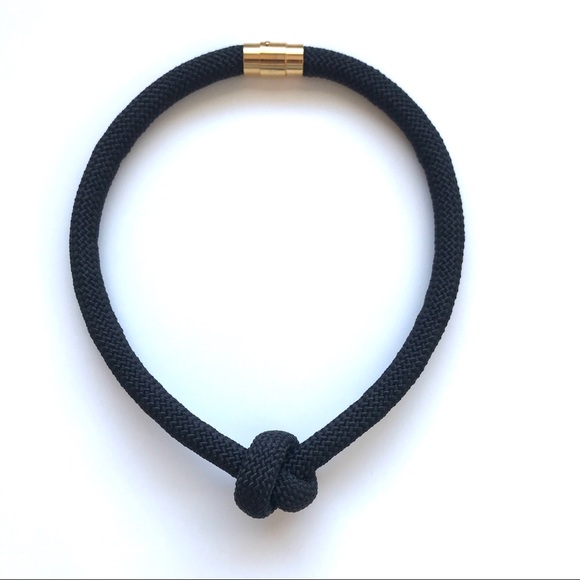 Black rope necklace - Multiple ways to wear it - Picture 5 of 10